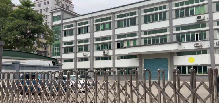 本地房东带红本独院3层带注塑环评水电过户