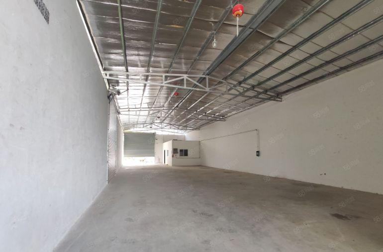 长安乌沙市场附近一手房东一楼500平超大空地工业厂房出租