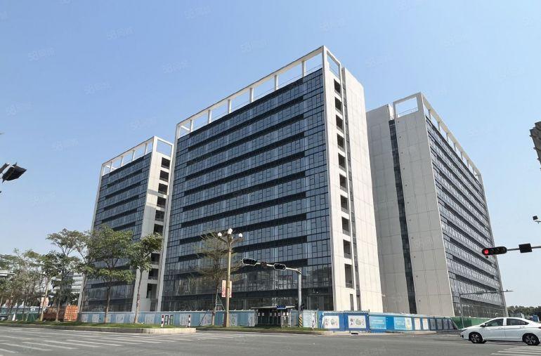 红本工业区标准厂房出租，每栋都可以隔独院