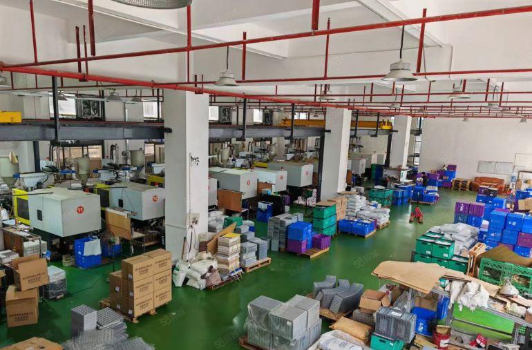 长安镇一楼1100平厂房出租带行车注塑模具车间低价出租