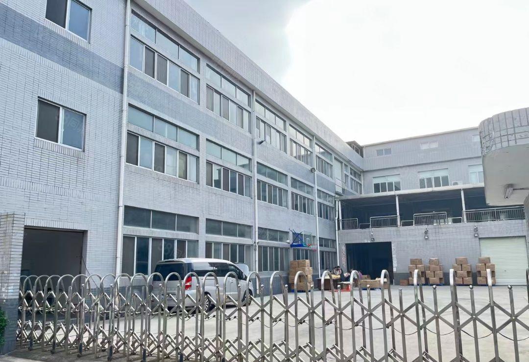 长安镇新安广深高速路口新出独院8600平厂房出租 大小可分租