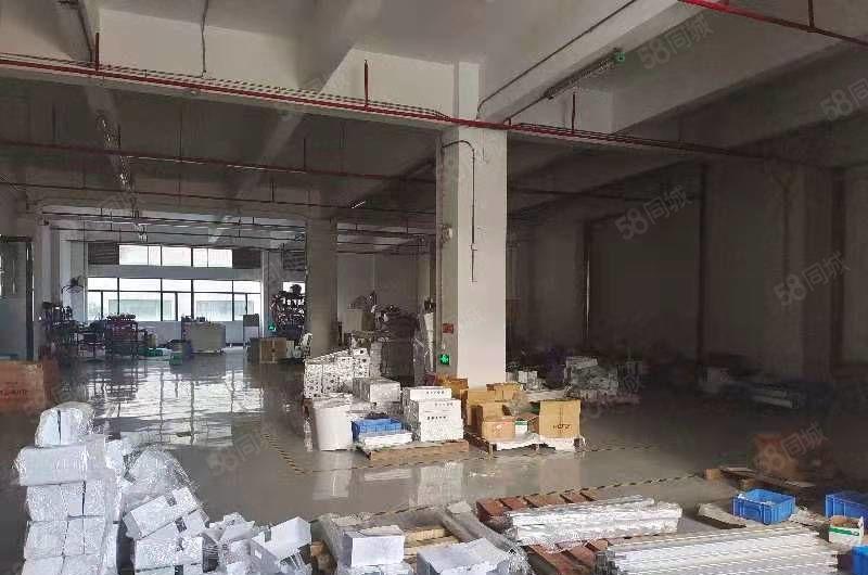 豪华装修水电齐全标准厂房，一楼一层，二楼一层