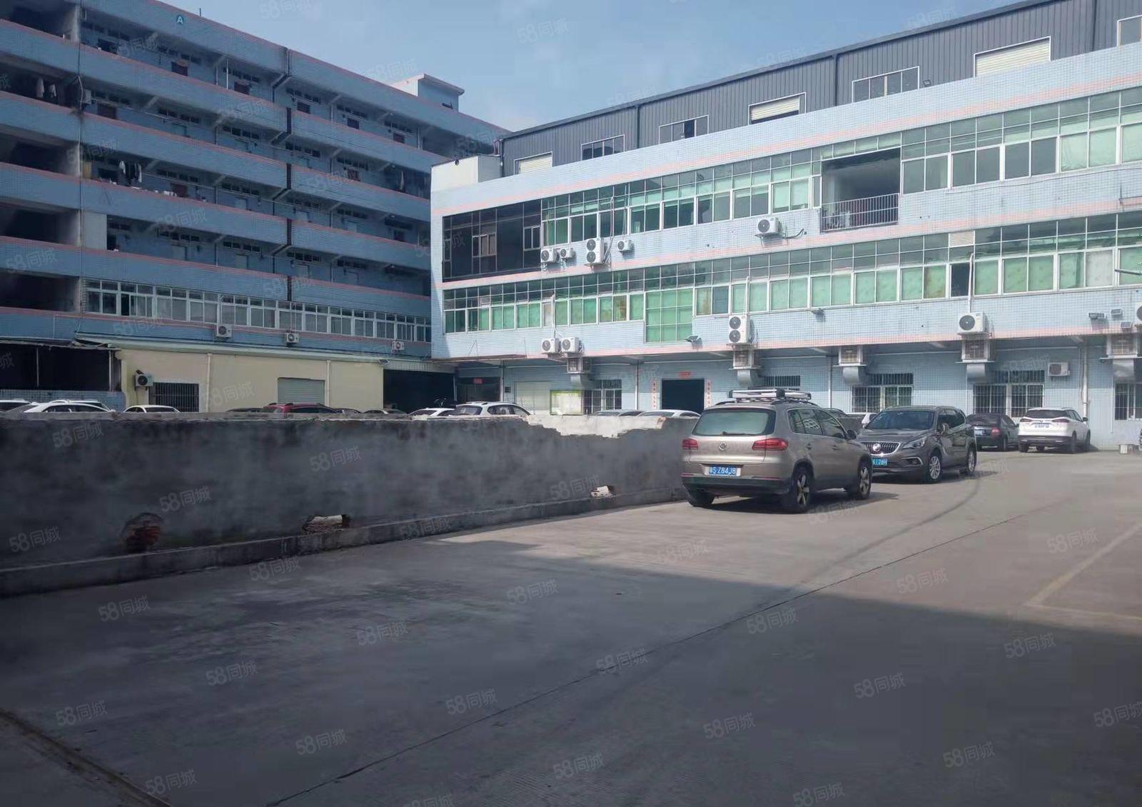 长安高速出口一楼800平方精装修厂房出租，空地大，有行车