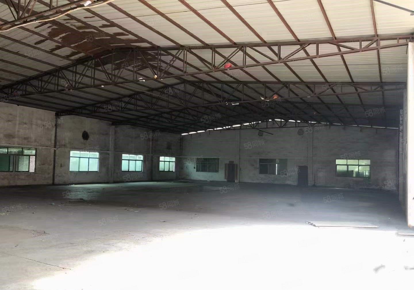 长安镇涌头社区 1500平独门独院厂房出租 仓库出租