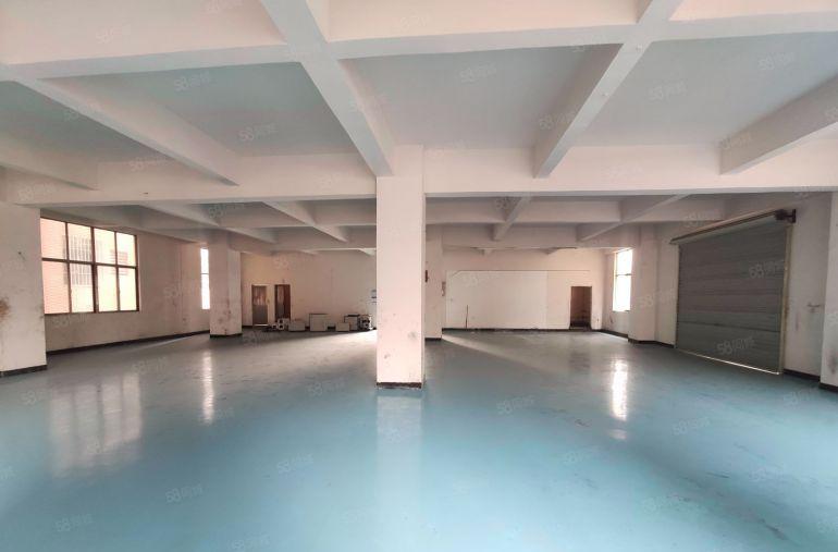 长安霄边三楼500平方全新地平漆水电齐全厂房出租