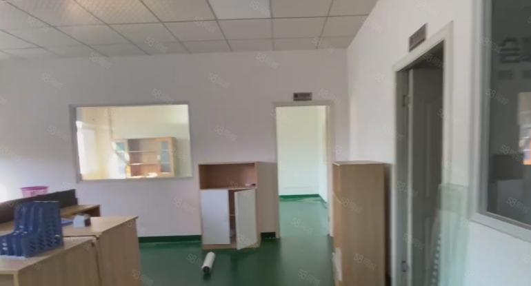 长安乌沙独院二楼实际面积1000平厂房仓库出租现成装修