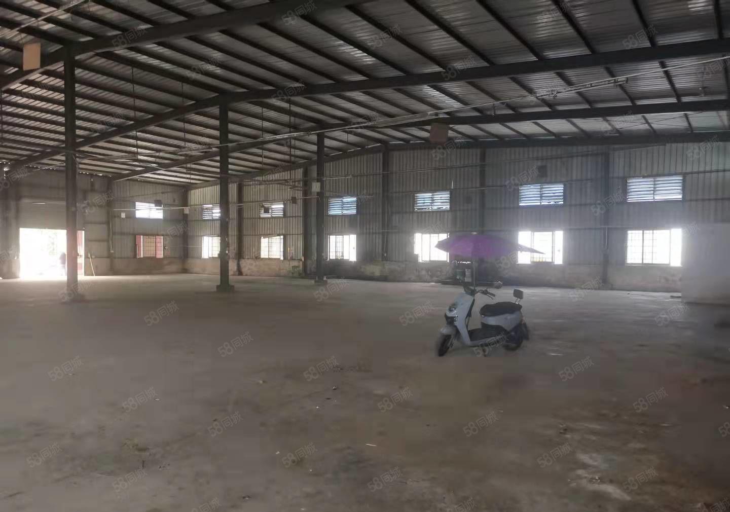 长安街口新安300平600平2100平钢构铁皮房滴水8米独院