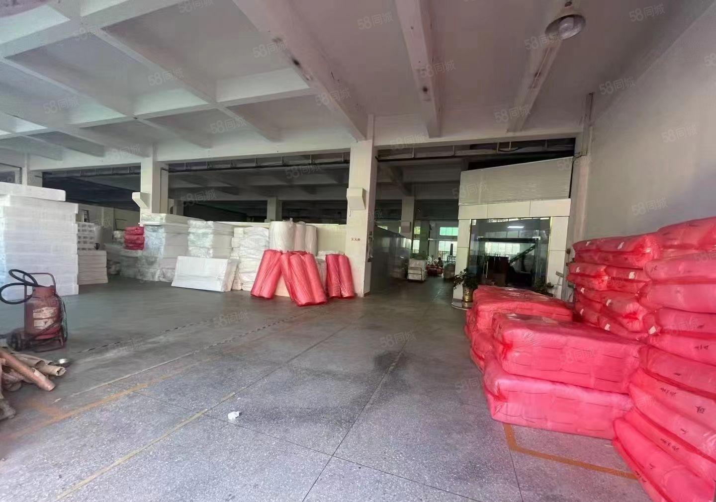 低价个人一楼厂房出租，带牛角，有阁楼，大车进出方便，