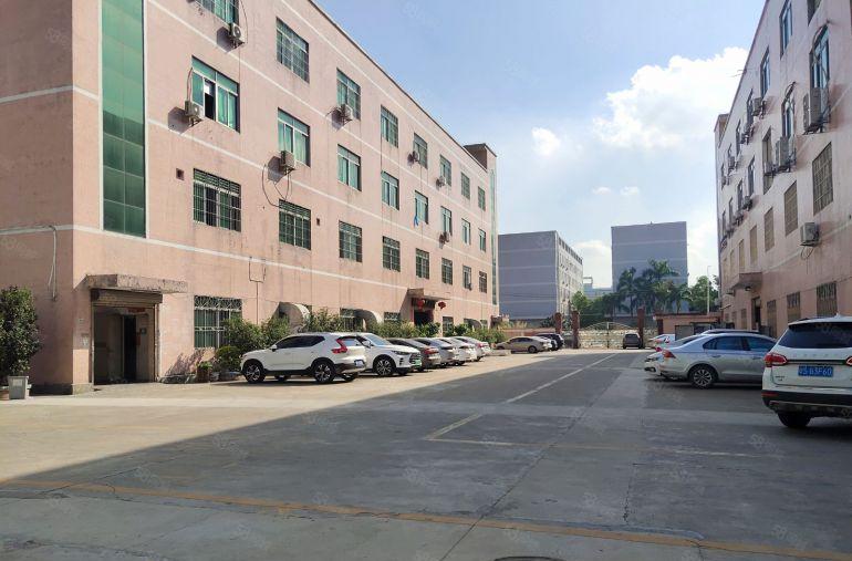 长安宵边楼上1200平方厂房出租可分租现成水电齐全现成地坪漆