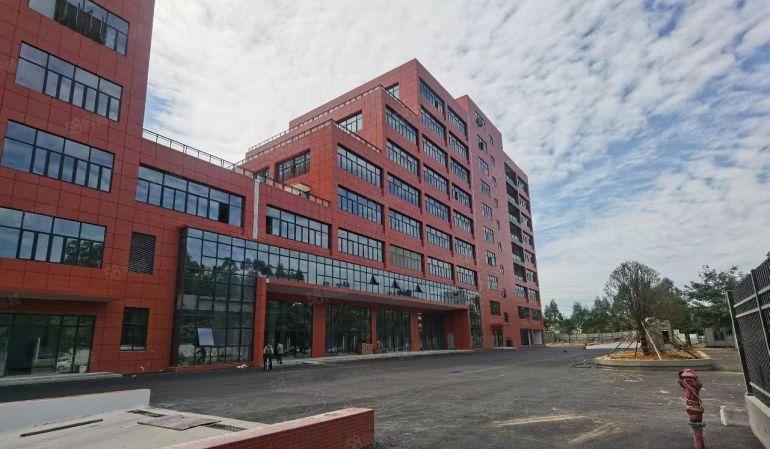 常平新出原房东60000平厂房仓库出租，一楼9米高，大小分租