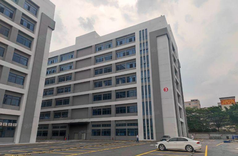 常平原房东工业园区独院厂房出租！一楼厂房高度7米高！可分租