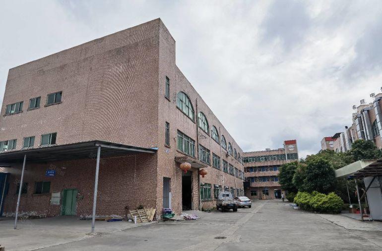 常平7000平一手房东现成装修办公室水电齐全标准独院厂房出租