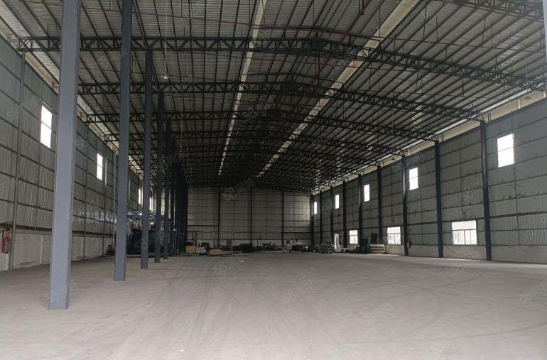 常平镇原房东钢构单一层1200平方厂房出租，空地大，交通便利