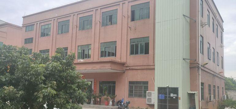 实业老板用不完分租一栋1500平方，实际面积出租，花园式厂房