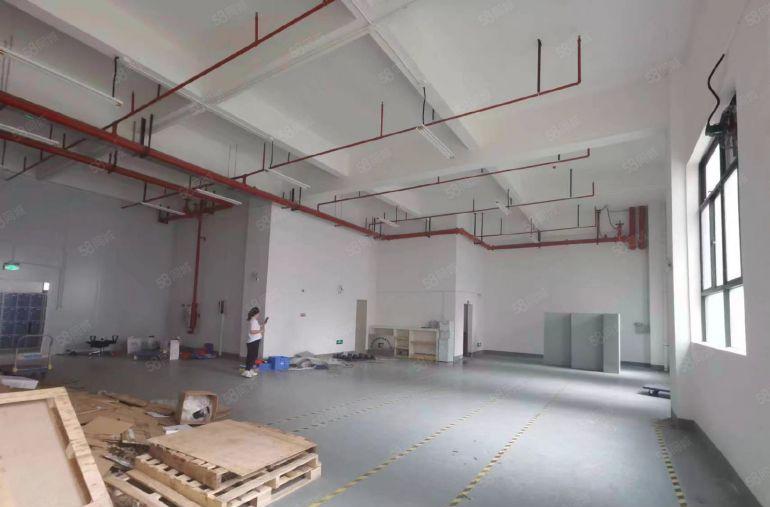 常平卢屋重工业标准一楼楼上1500平带装修低价重工业厂房出租