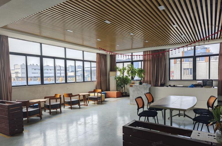 原房东实际面积出租厂房1600平方注塑五金模具灯饰行业