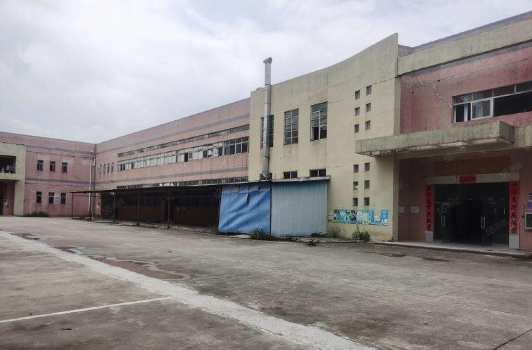 常平黄泥塘形象好易招工标准独院厂房仓库分租一二楼各2000平