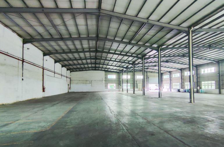 常平原房东单一层钢构独院2480平，带独栋办公楼，高度8米