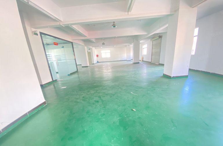 常平楼上7元厂房出租 现成办公室 适合电商加工等等