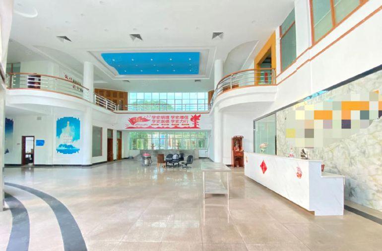 常平  原房东  精装修办公室  适合电商电子组装等等