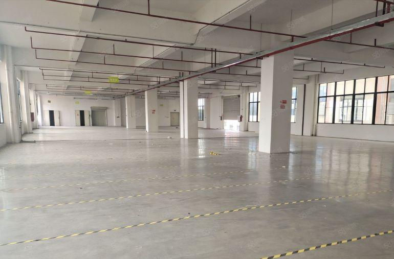 常平镇原房东独院1700平厂房出租，形象好空地超大，交通便利