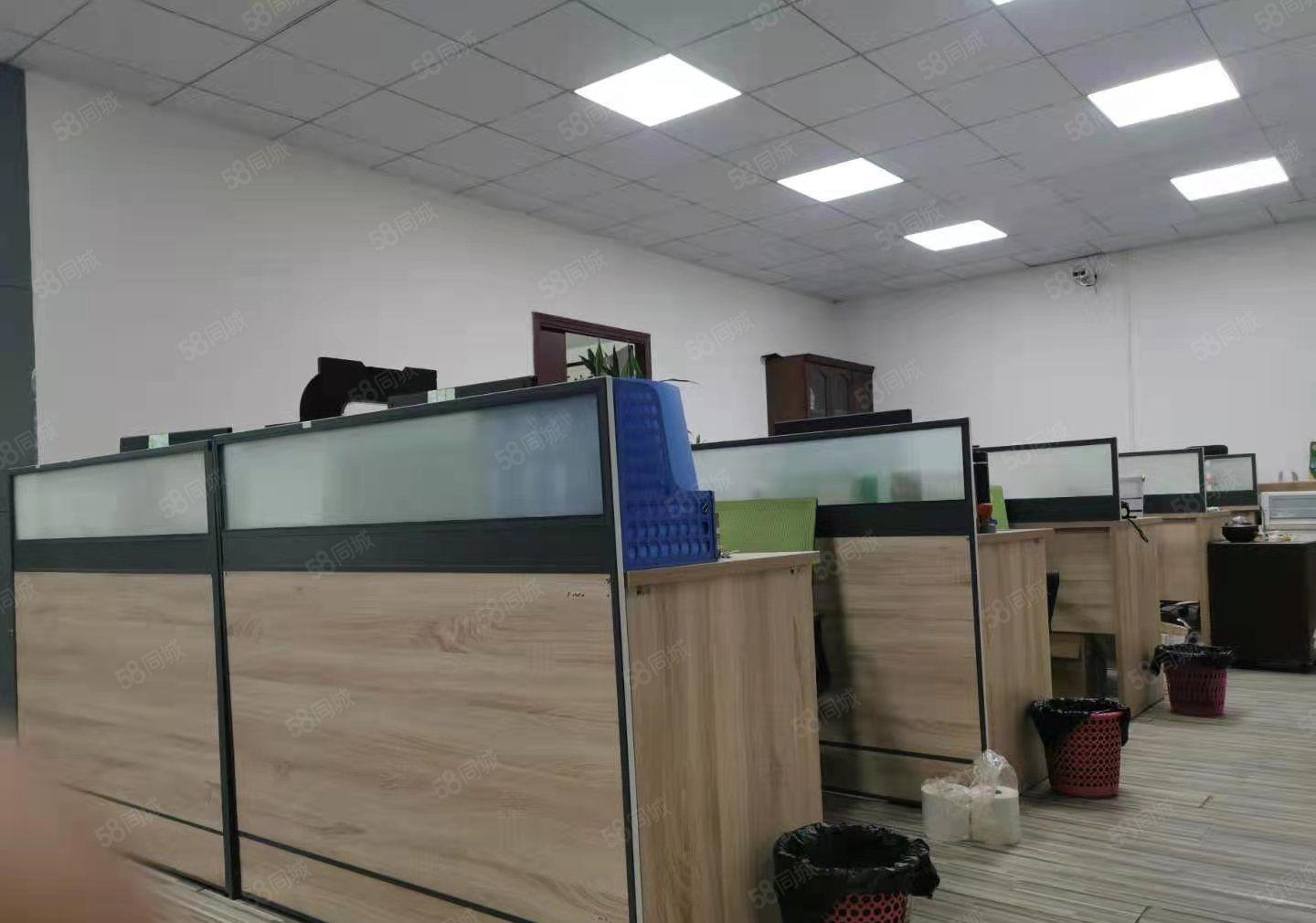 常平靠近大朗苏坑工业区新空厂房二楼1550平方带装修水电齐全