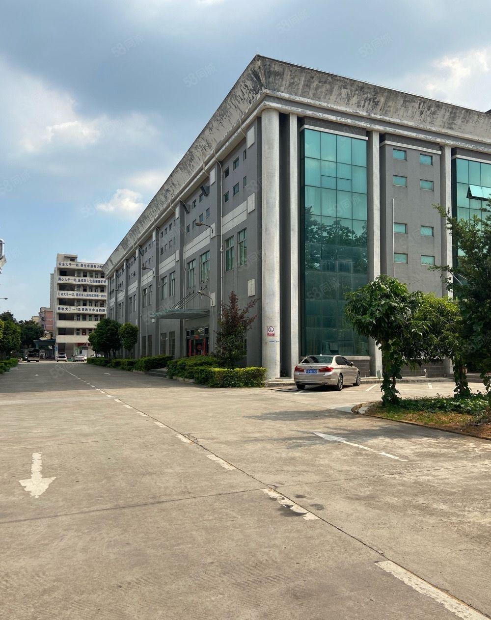 标准独院厂房6000平方，工业集聚地可办环评，水电线路齐全