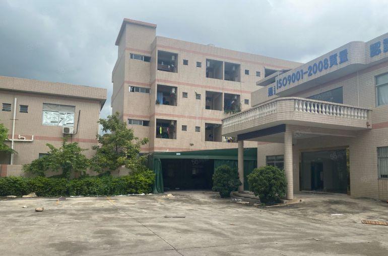 常平镇塑胶城附近新出一套原房东独院厂房4500平方米