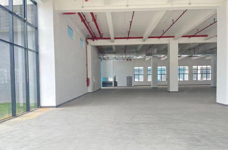 常平原房东全新20万高端产业园  带卸货平台 低价8元急租！