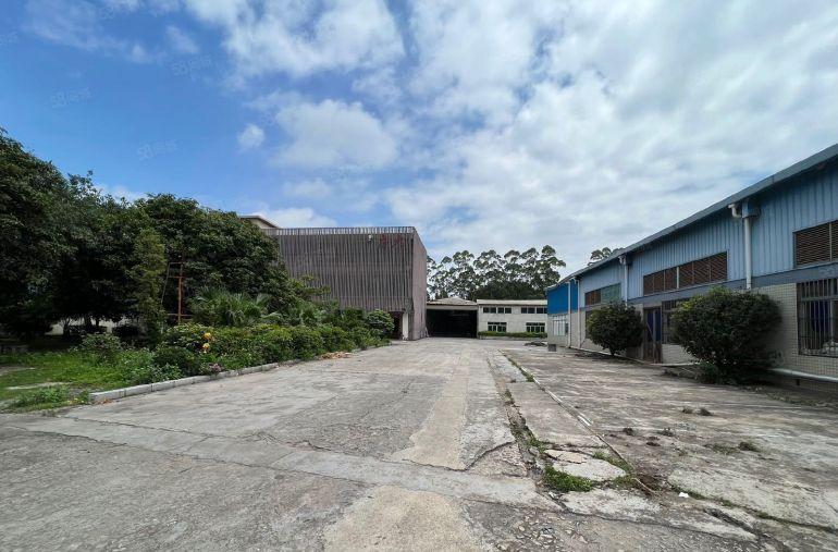 常平司马原房东独院，空地大，独立办公楼，周边无居民