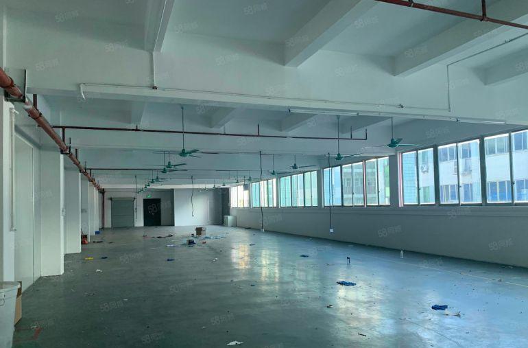 常平镇楼上带装修厂房2000平厂房出租可做电子线材仓库等