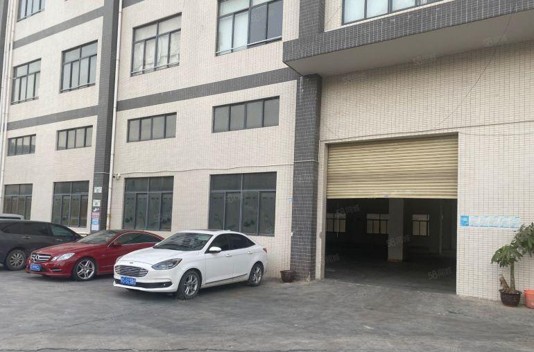 常平镇新出一楼1000平米，一楼6米高带行车水电齐全。