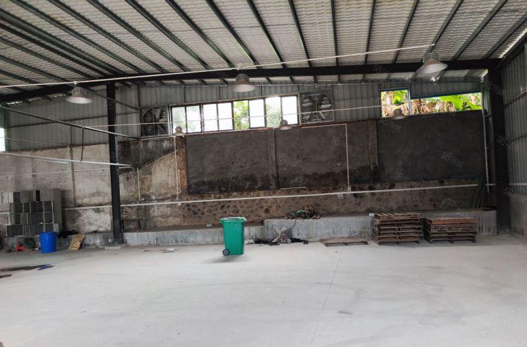 常平新出800平方钢结构独门独院超大空地滴水8米远离居民