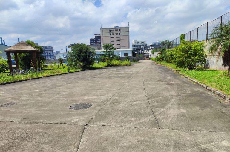 常平新出一楼很适合配送物流快递厂房空地很大实际面积出租环境好