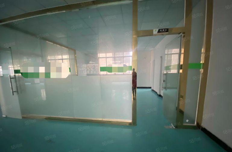 常平 现成精装修楼上 1400平急租及用 适合电子贸易五金等