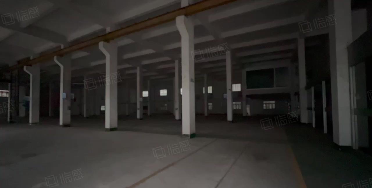 常平独院厂房5500平（豪华装修）现成办公水电齐全