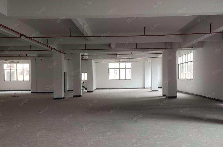 常平镇原房东标准二楼800平方厂房出租，价格便宜，形象超好