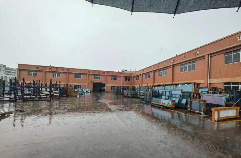 常平火车东站附近原房东单一层钢构独院特价厂房出租3500可分