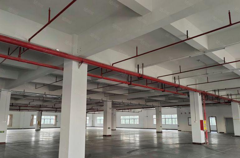 常平镇原房东标准二楼4500平方厂房出租，形象超好，价格便宜