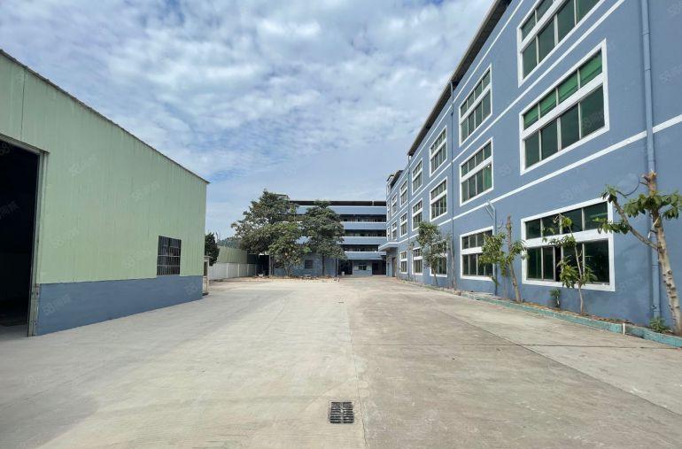 常平靠黄江独院厂房8800平1000平起租带行车