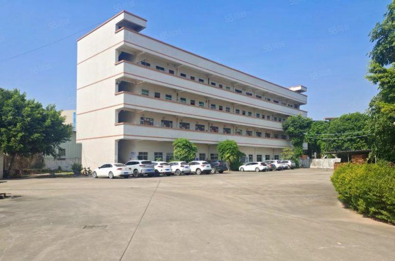 原房东独门独院三层厂房出租，空地大好进出货，工业用地可办环评