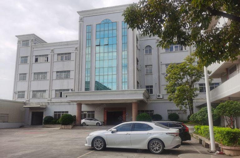 常平陈屋贝形象好空地大标准独院厂房分租一楼楼上各2000平方