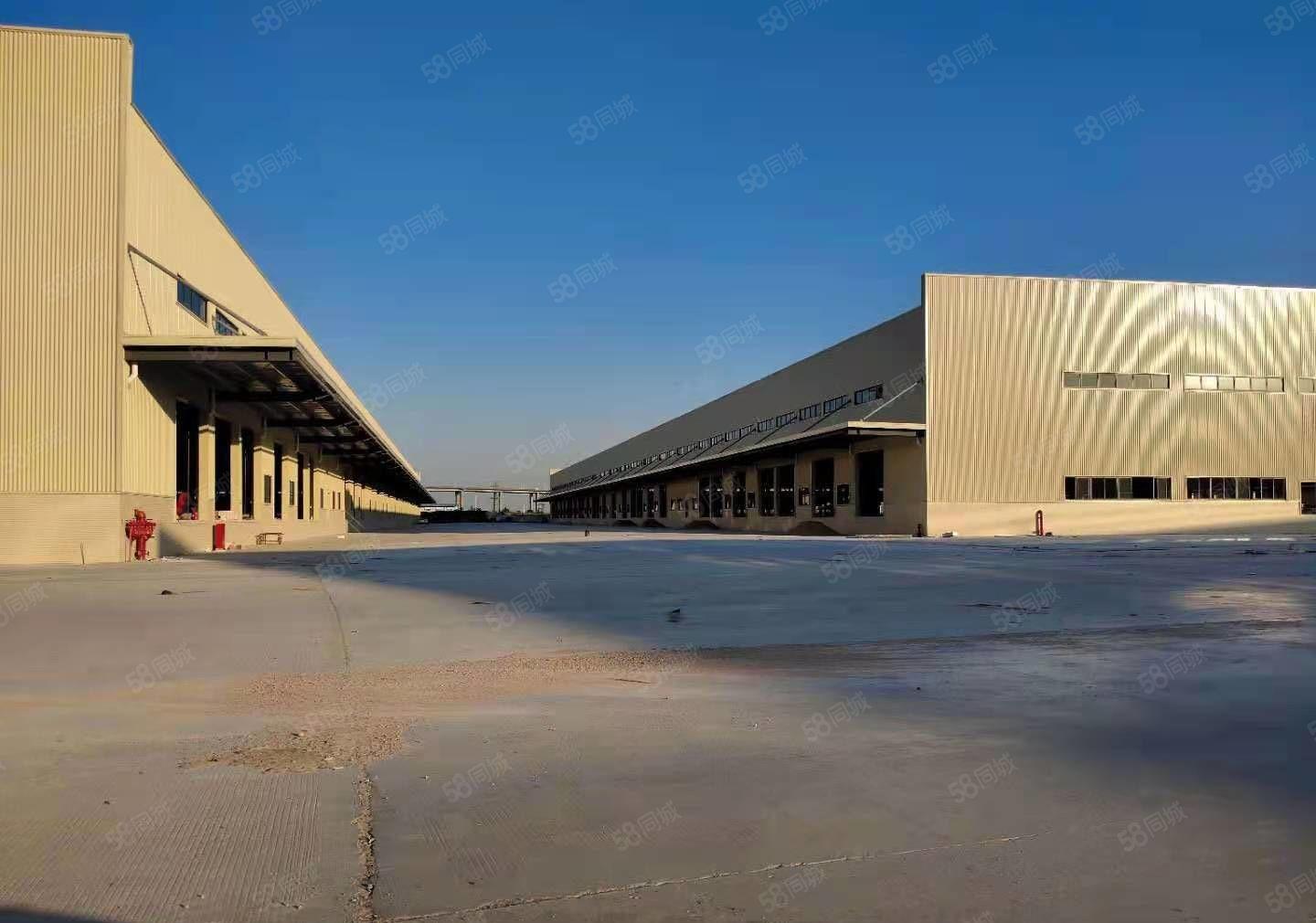 可分租！东莞是常平镇工业区单一层厂房出租，滴水九米，超大空地