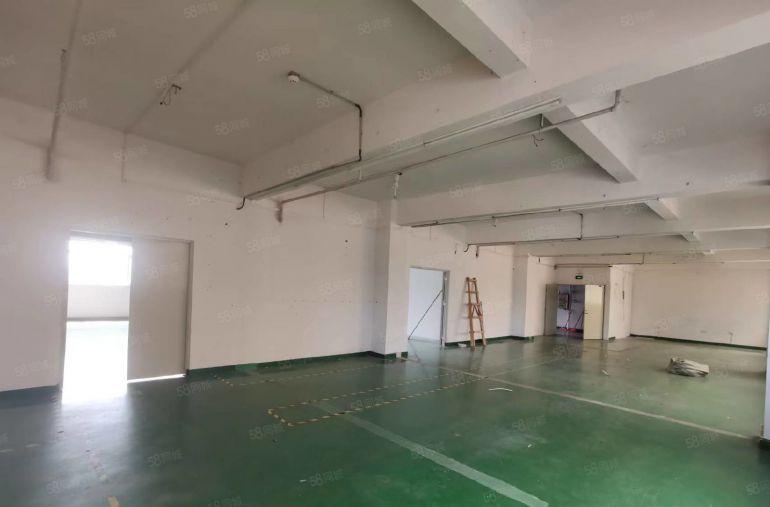 年前低价常平卢屋独院厂房分租楼上600平方带办公室装修易招工