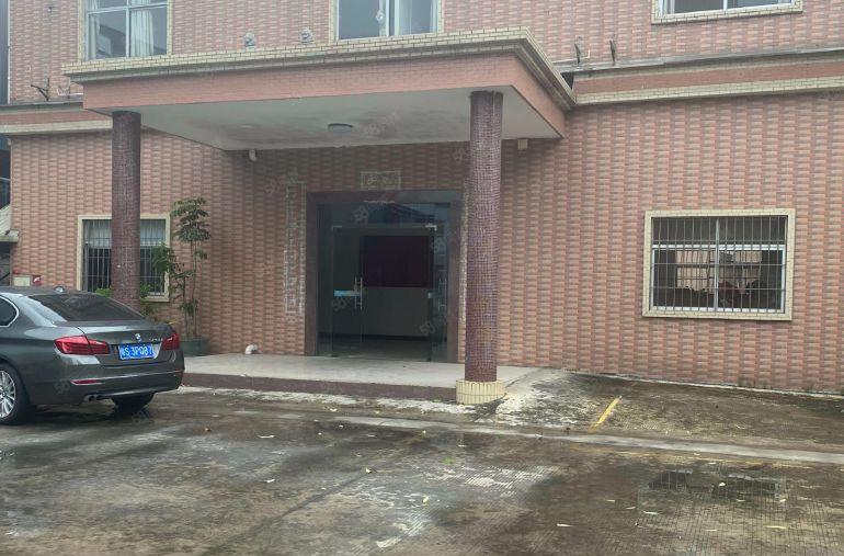 滴水8米！常平新出单一层3000平厂房出租，水电齐全