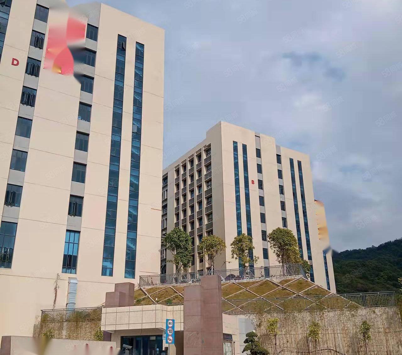 东莞常平高端新盘原房东带红本天然气交通便利，周边商业配套成熟