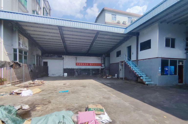 常平镇单一层砖墙到顶独院8米高带航车，带现成装修办公室低价租