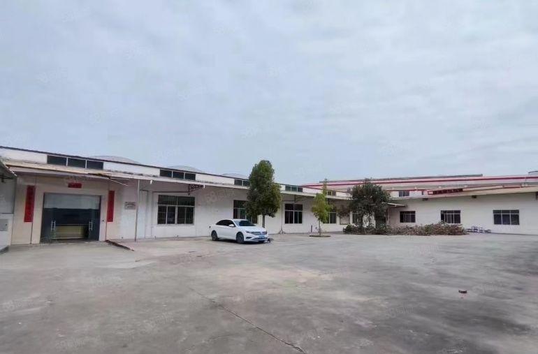 原房东独院单一层2200平方出租，靠高速出口