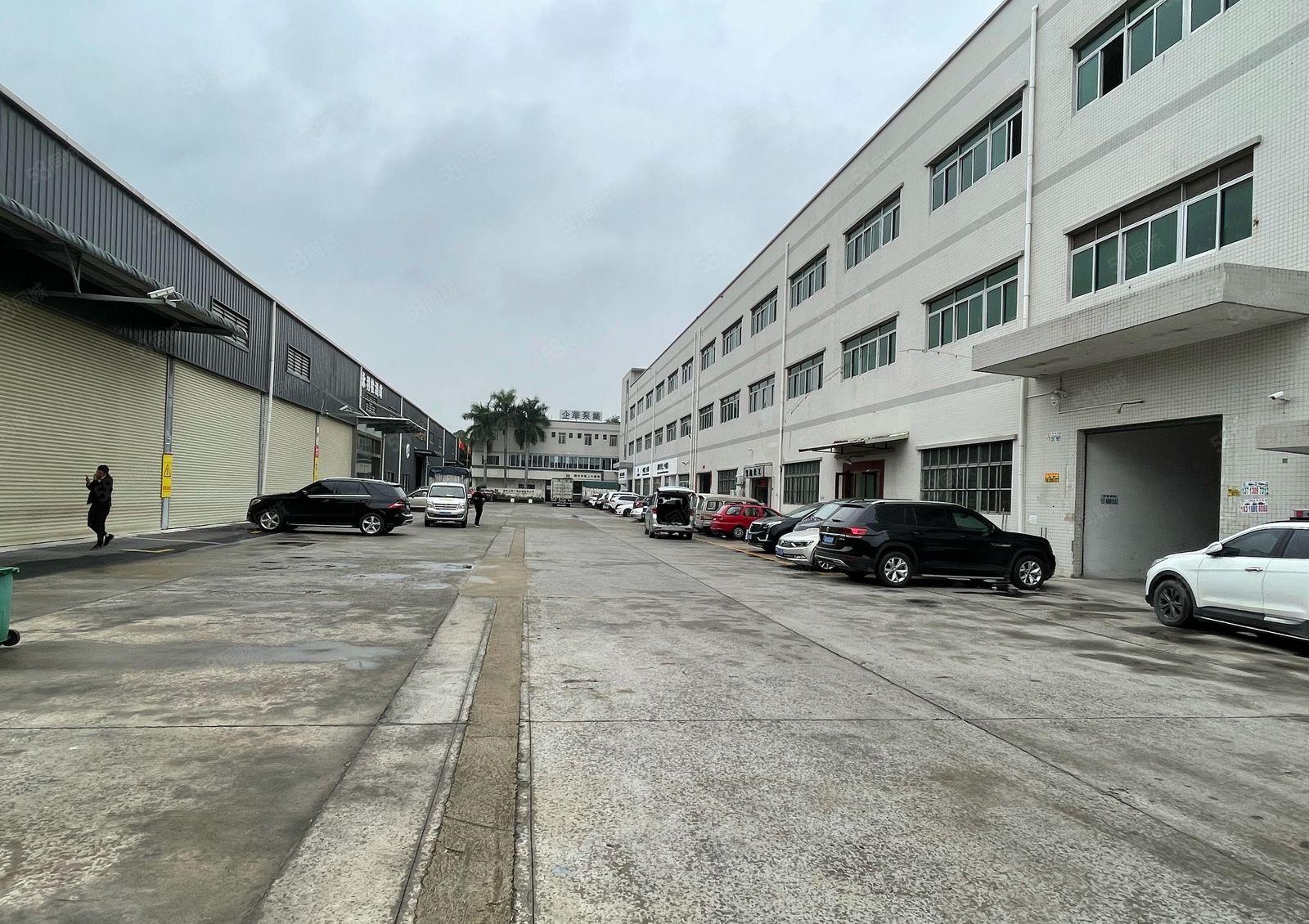 厚街工业园整层5000平方，形象好，空地大