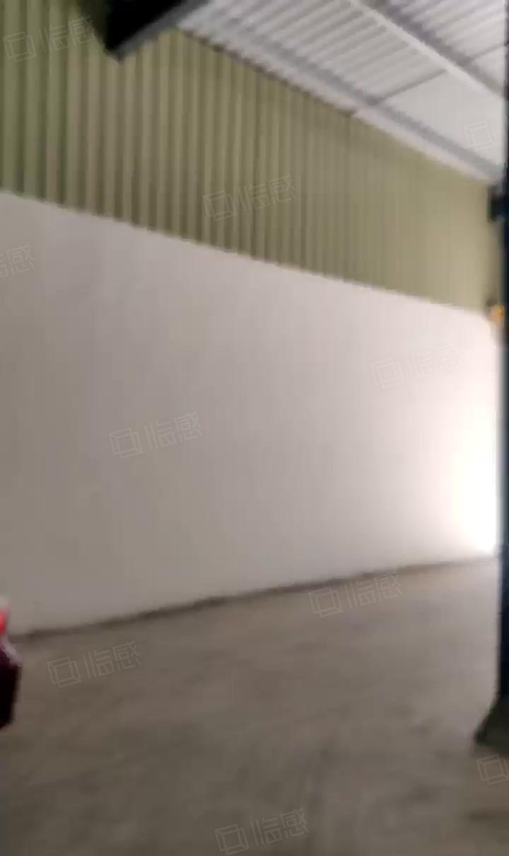 厚街新出，钢构厂房1100平，适合各行各业，进出方便交通便利